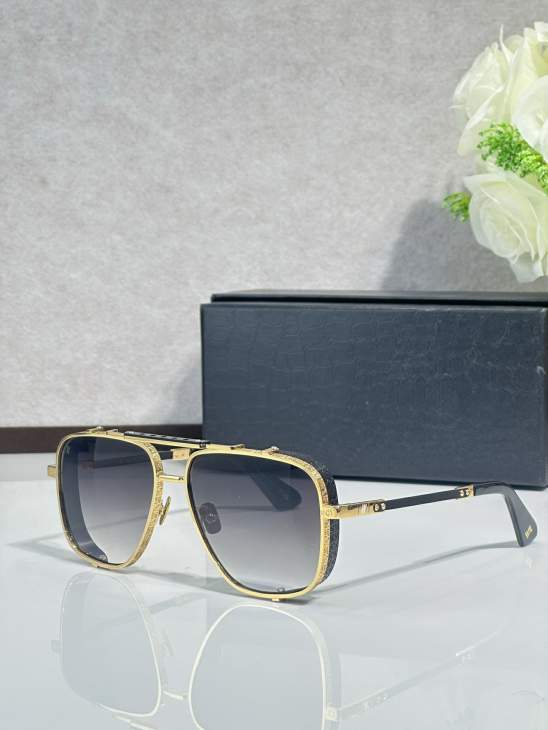 Picture of Hublot Sunglasses _SKUfw76439945fw